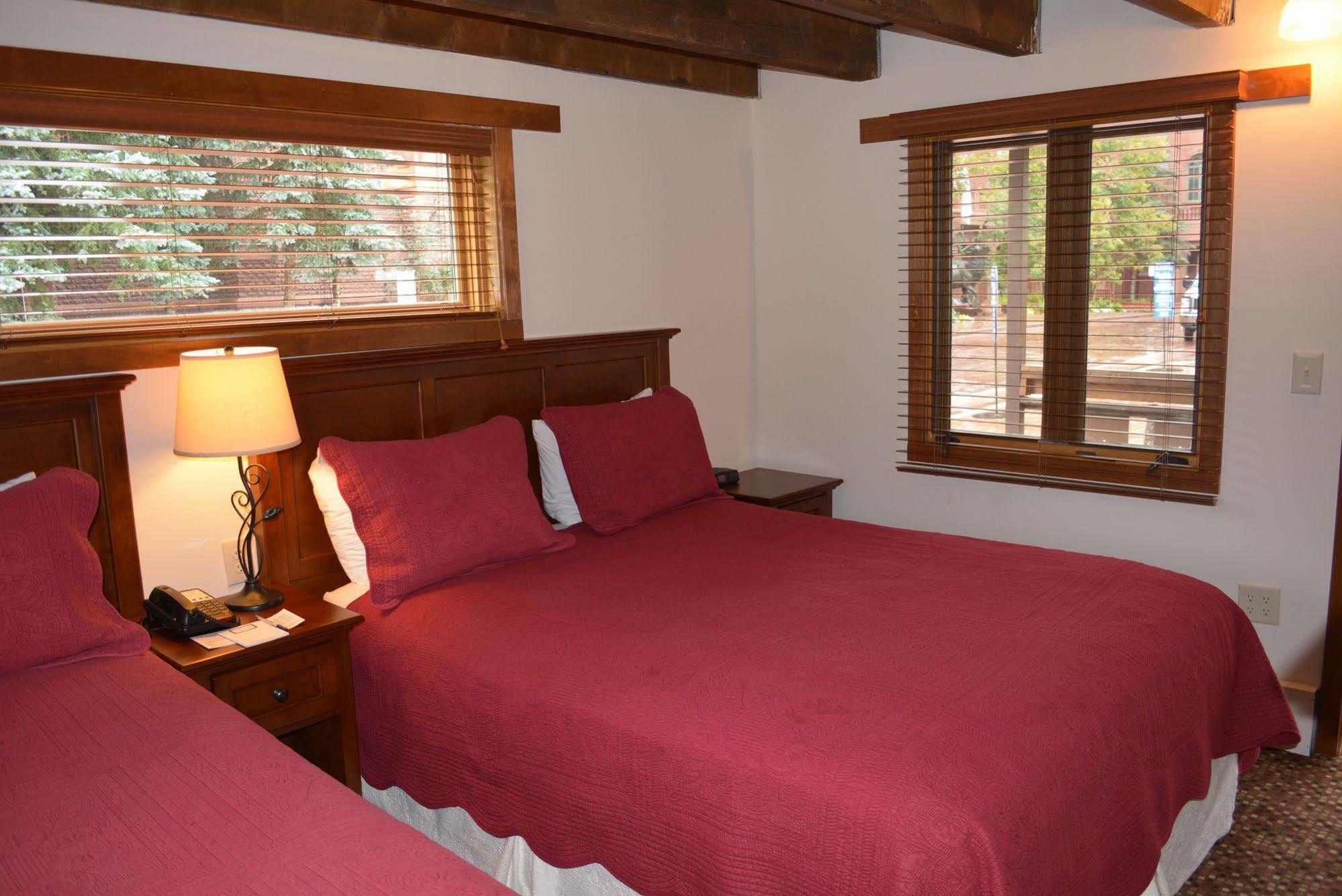 Mountain Chalet 3*